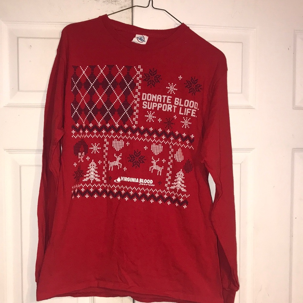 NWOT Unisex VA Blood Support Holiday Tee